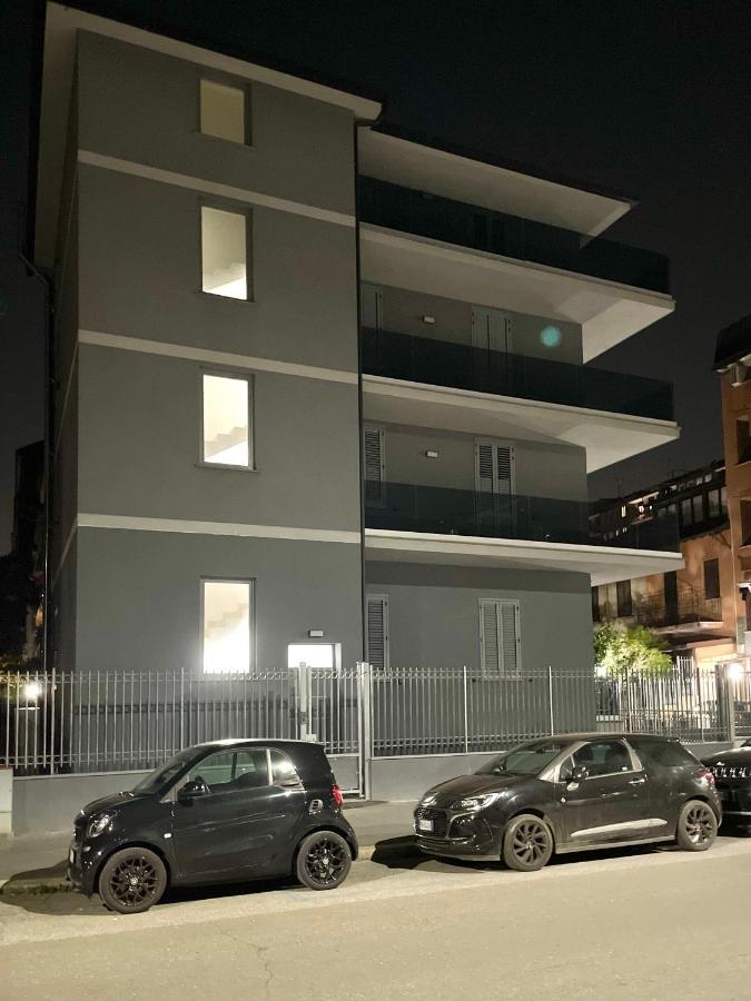 Carissimi 4 Appartement Milaan Buitenkant foto