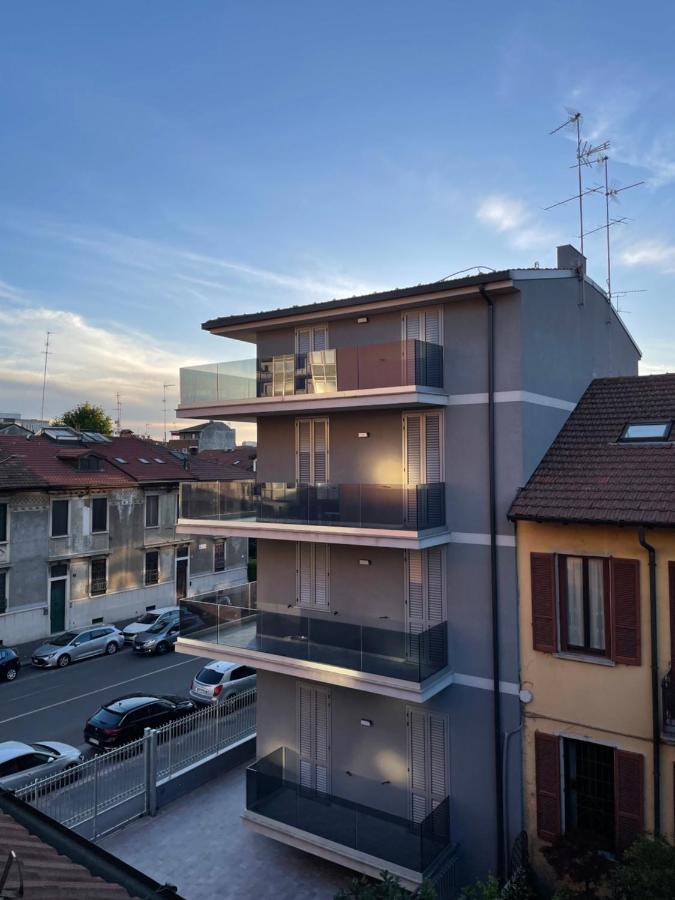 Carissimi 4 Appartement Milaan Buitenkant foto