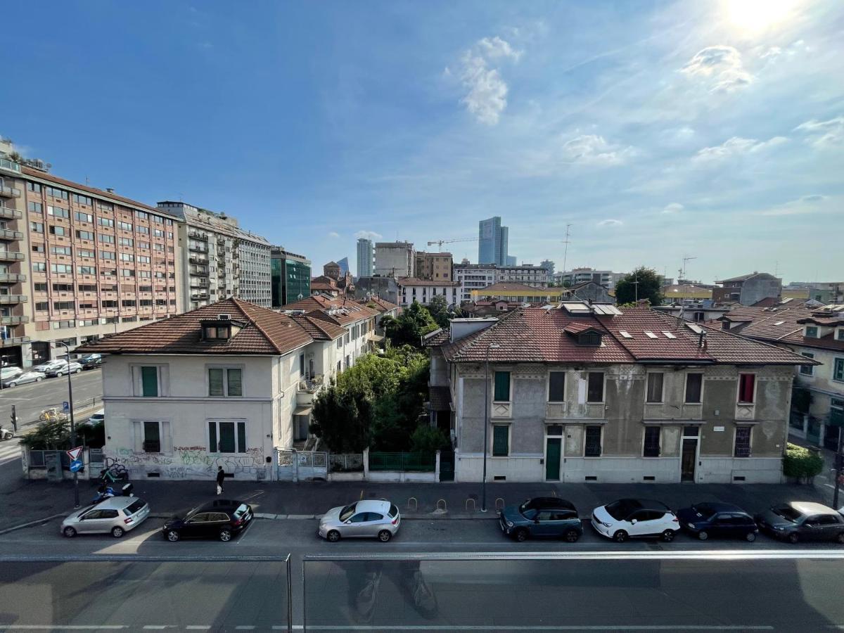 Carissimi 4 Appartement Milaan Buitenkant foto
