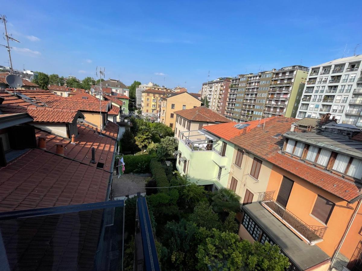 Carissimi 4 Appartement Milaan Buitenkant foto