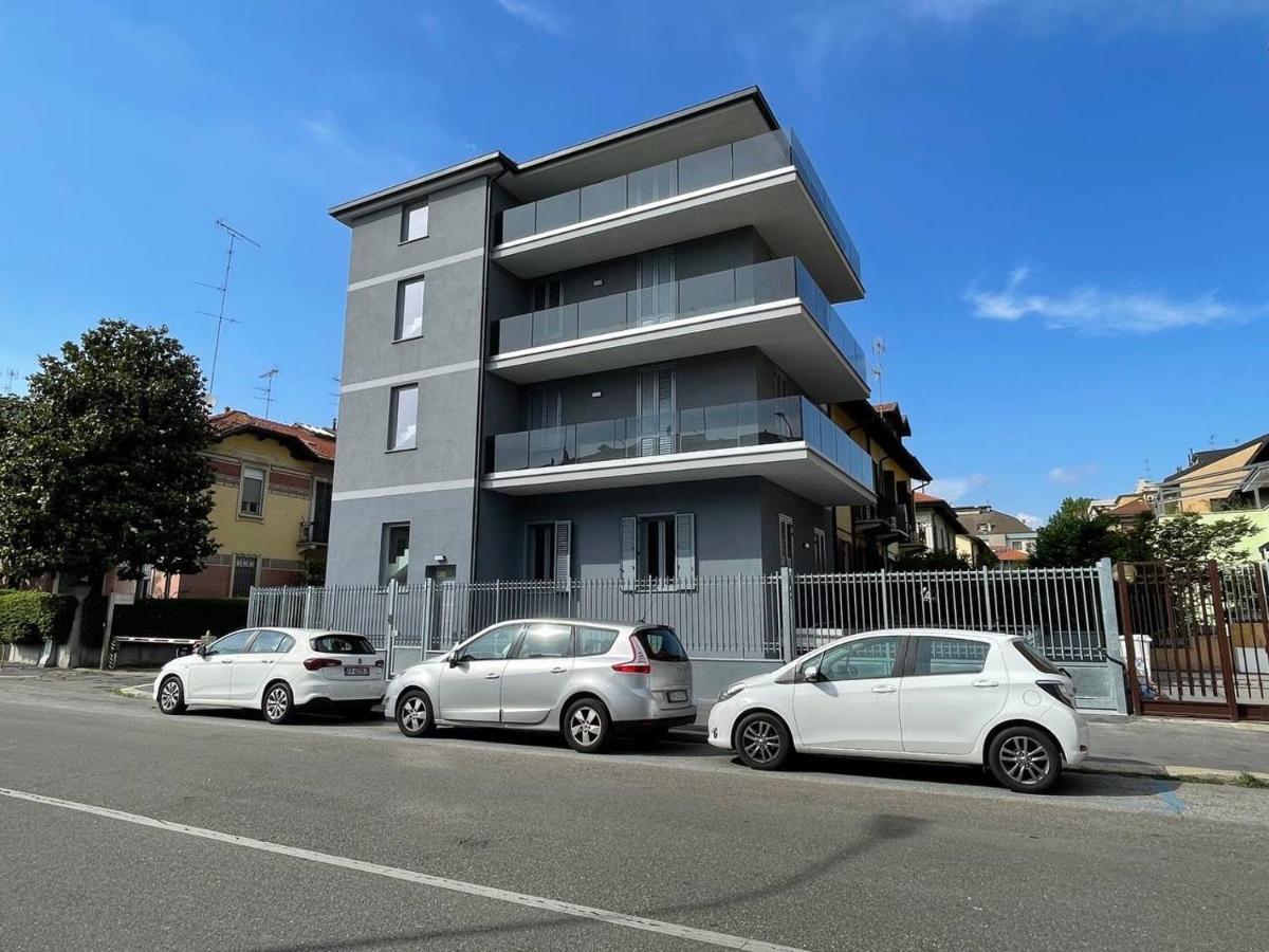 Carissimi 4 Appartement Milaan Buitenkant foto