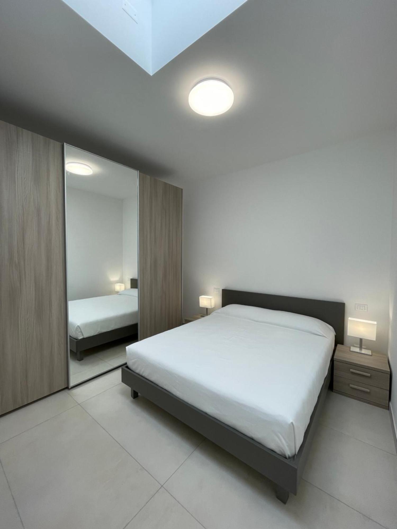 Carissimi 4 Appartement Milaan Buitenkant foto